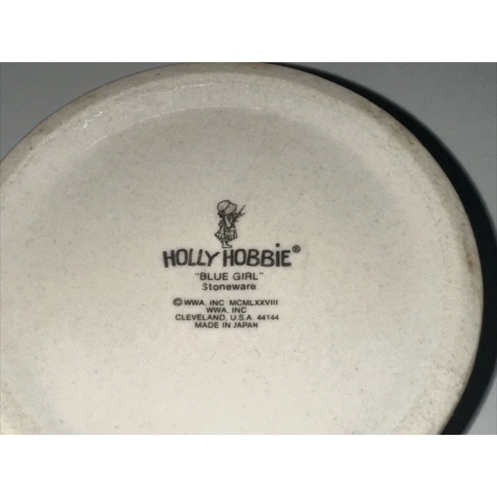 Vintage 1978 Holly Hobbie Trinket Box 'A True Friend Is The‎ Best Possession' 3